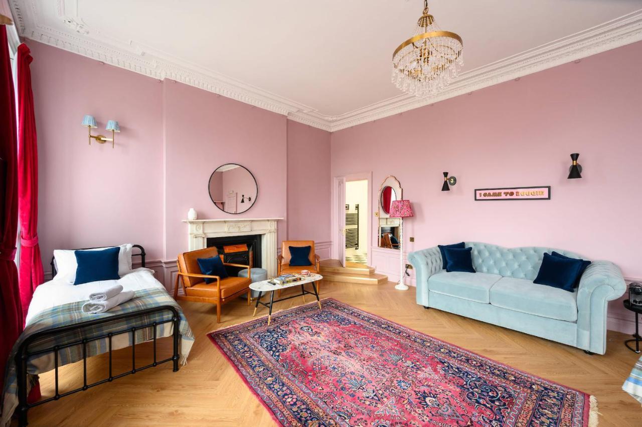 Spacious City Centre Family Room Edinburgh Bagian luar foto