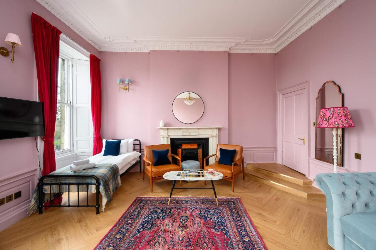 Spacious City Centre Family Room Edinburgh Bagian luar foto