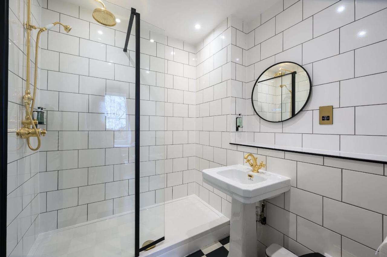 Spacious City Centre Family Room Edinburgh Bagian luar foto