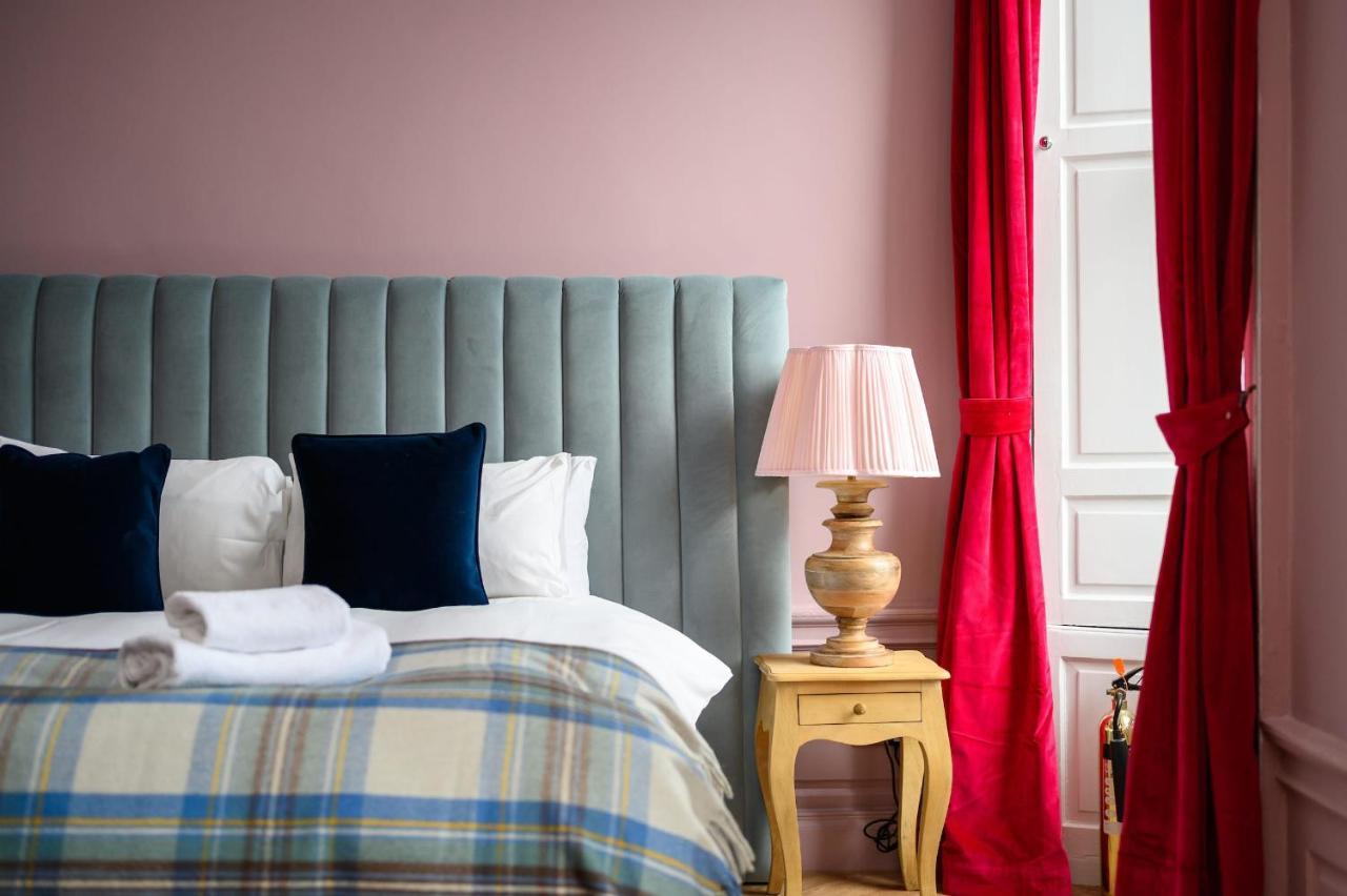Spacious City Centre Family Room Edinburgh Bagian luar foto