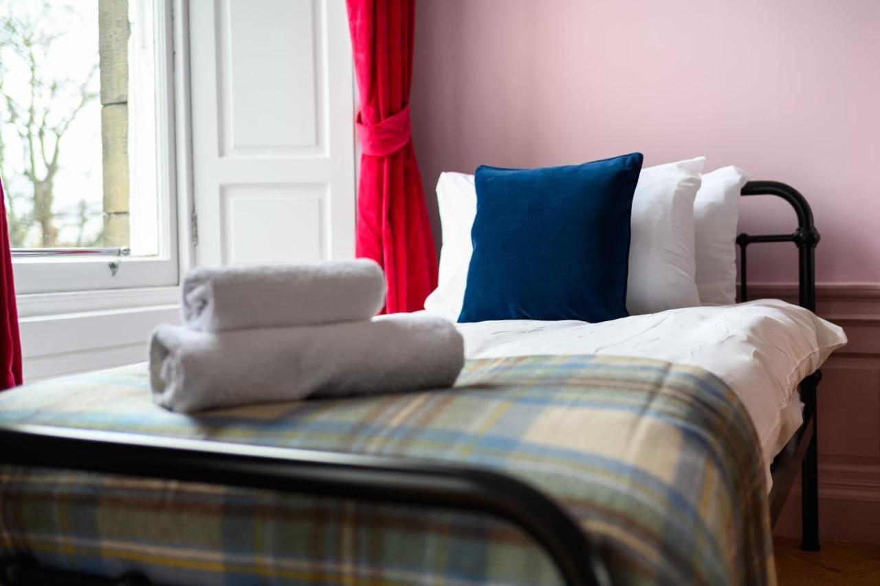 Spacious City Centre Family Room Edinburgh Bagian luar foto